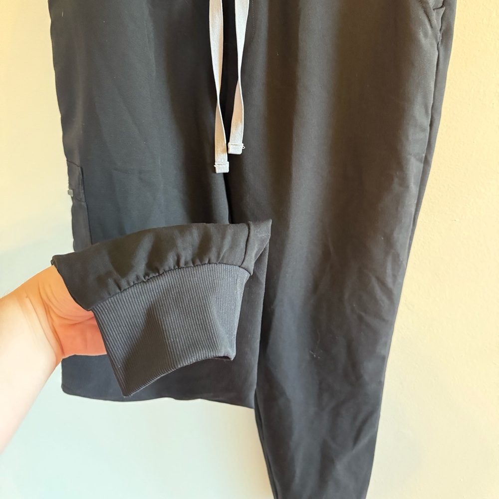 Figs • High Waisted Black Zamora Jogger Medical Scrub Pant Office Nurse Sz Med - Picture 8 of 14